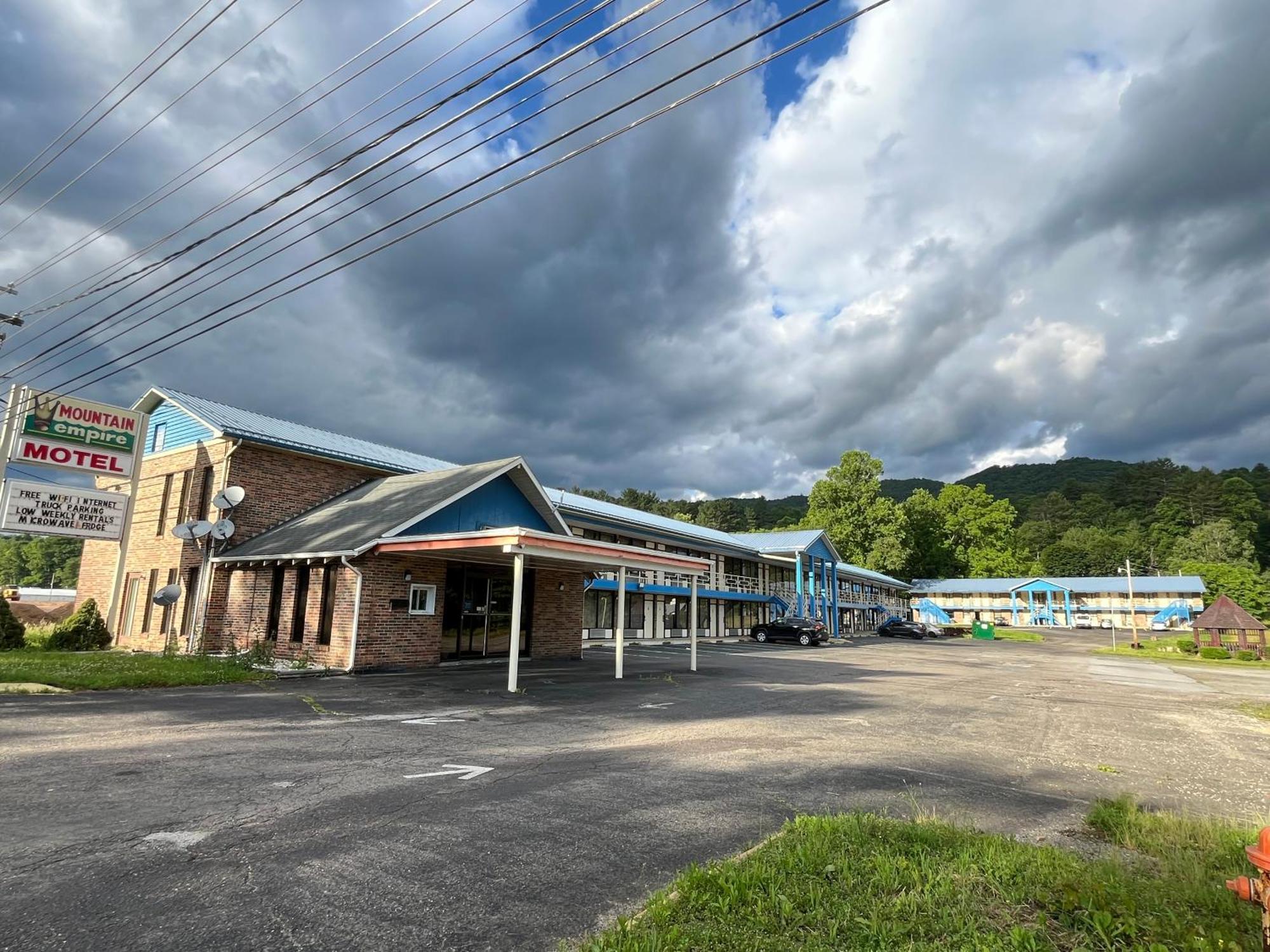 Mountain Empire Motel Mountain City Экстерьер фото